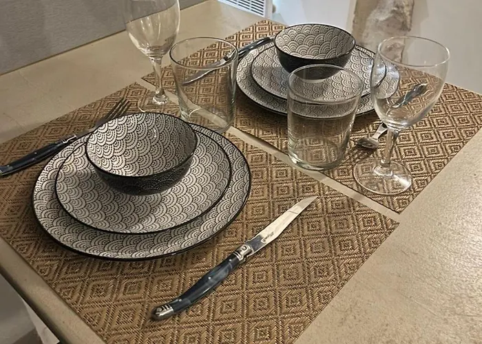 Dans Le Vieil Antibes